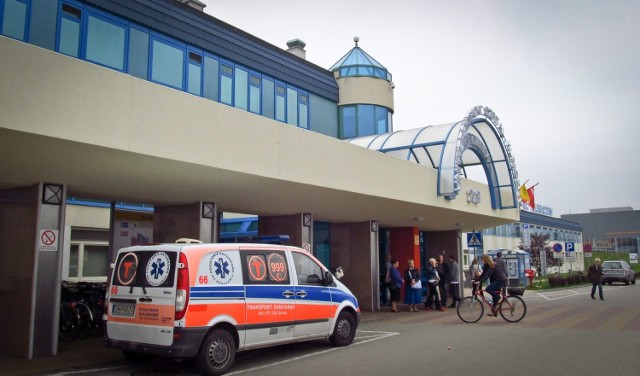 W szpitalu przy Borowskiej na leczenie już półtora roku czeka prawie 100 osób.
