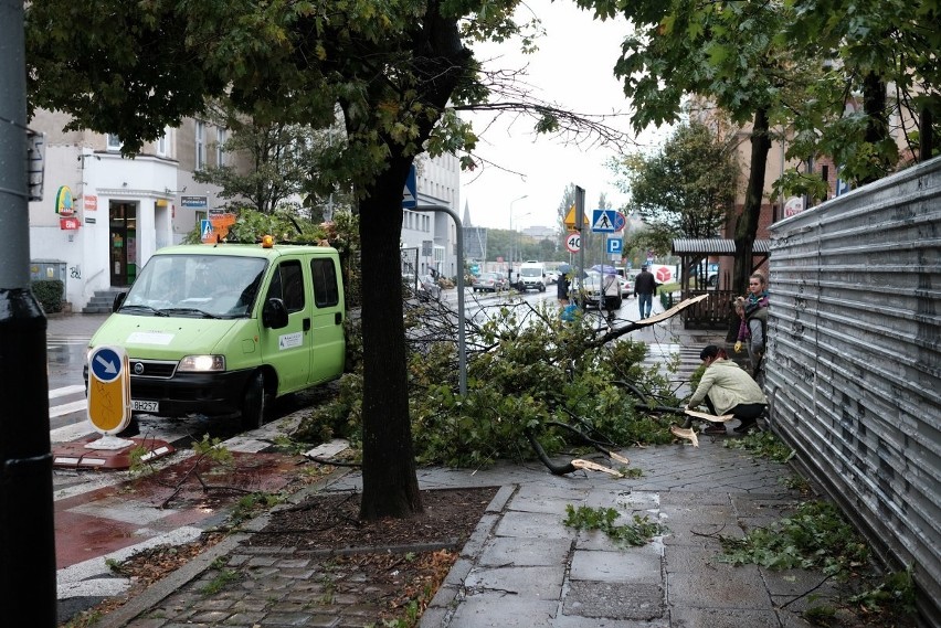 Orkan Ksawery: Tak wichura zniszczyła Poznań - 6.10.2017