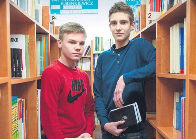 Obaj chłopcy mają już sprecyzowane plany na przyszłość: Daniel (z lewej) chce studiować prawo, a Tomek kierunki ścisłe.