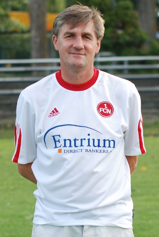 Trener Krzysztof Dziubel wprowadził Neptuna Końskie do czwartej ligi. 