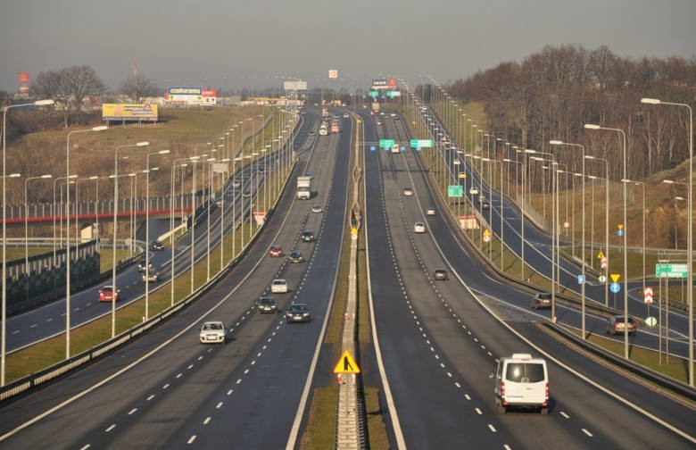 22 firmy chcą wykonać Obwodnicę Metropolitalną. Szykują się...