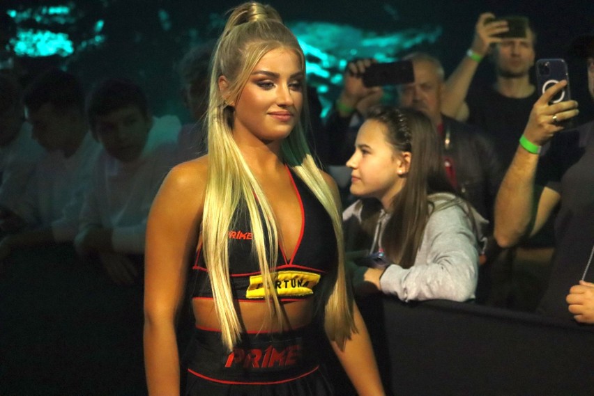 Piękne ring girls na gali Prime MMA Show 3 w Radomiu. Zobacz zdjęcia