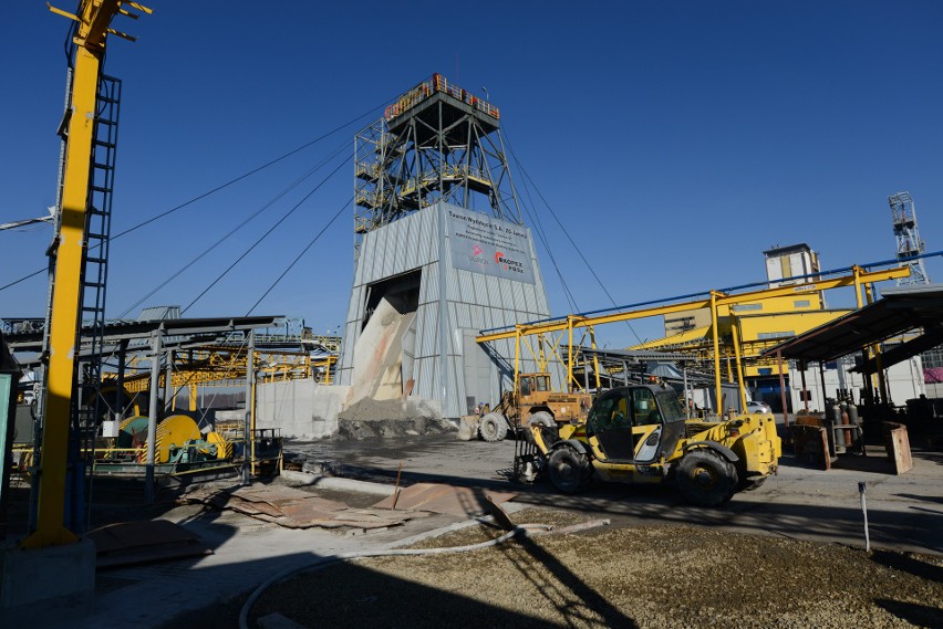 Śmiertelny wypadek w kopalni Janina w Libiążu. Zginął sztygar. Został porażony prądem