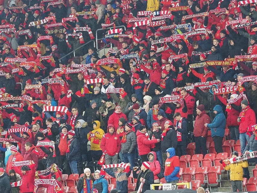 Widzew kibice. Harmonogram zwalniania miejsc na mecz drużyny z al. Piłsudskiego z Lechem Poznań