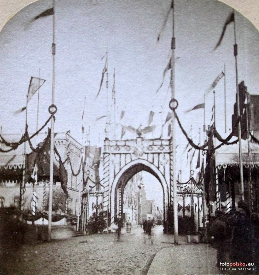 Rok 1861 , brama na ulicy Świdnickiej przygotowana na...