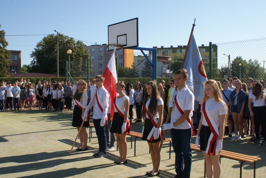 Radosne rozpoczęcie szkoły w Staszowie