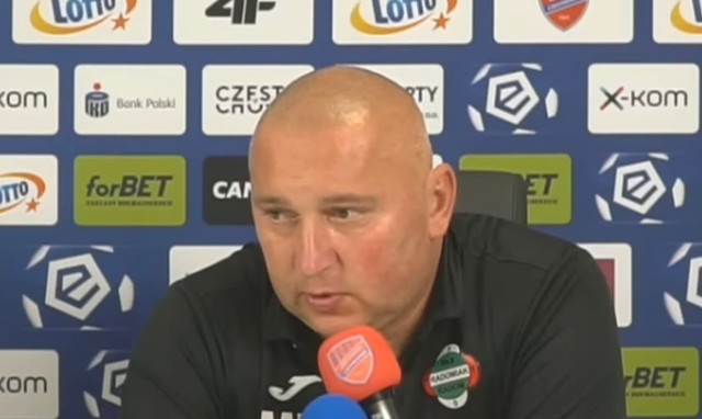 - W naszych poczynaniach było tym razem za dużo bojaźni - powiedział po meczu w Częstochowie trener Radomiaka Mariusz Lewandowski.