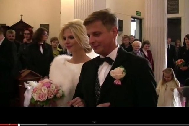 Izabela Zwierzyńska wzięła ślub (fot. screen YouTube)