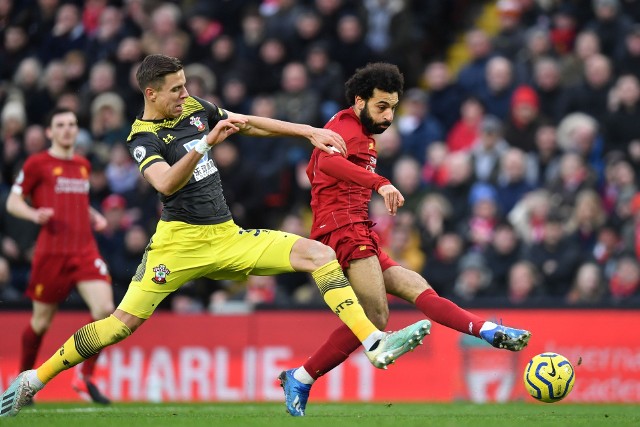 Jan Bednarek i Mohamed Salah