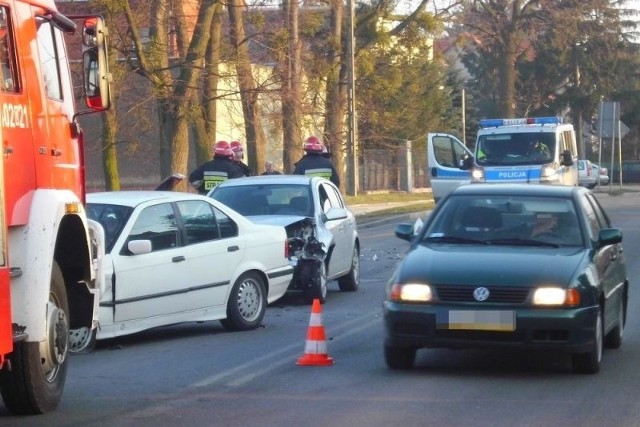 W kolizji wzięły udział opel astra, bmw i audi.