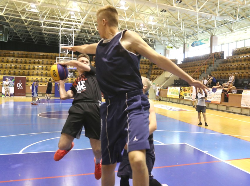 Turyści najlepsi  w Gryf Basket Cup [ZDJĘCIA]