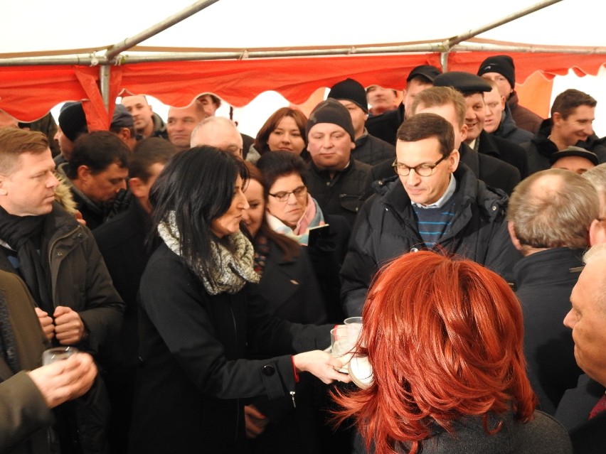 Premier Mateusz Morawiecki z wizytą w Podlaskiem. Odwiedził...