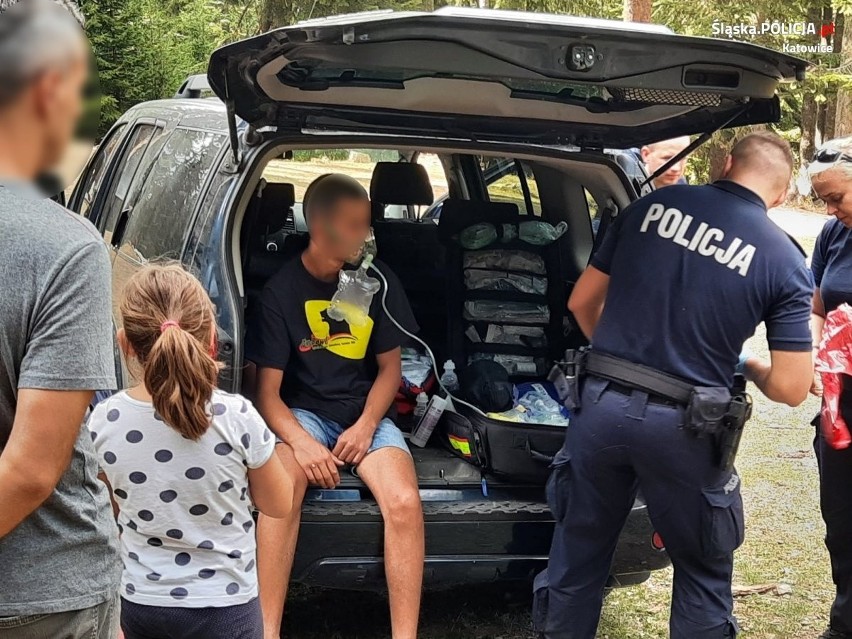 Śląscy policjanci w Kosowie uratowali tonącego w jeziorze...