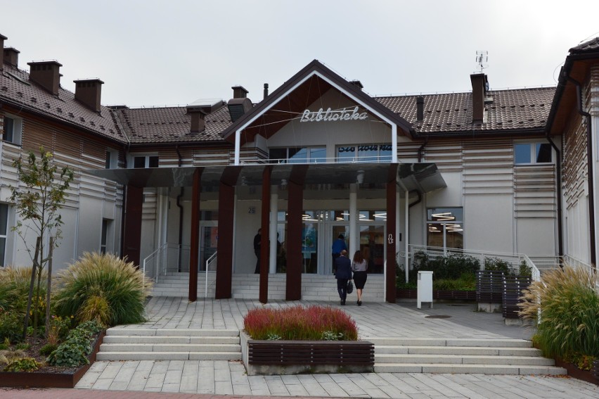 Niepołomice. Biblioteka ma 70 lat. To dużo więcej niż wypożyczalnia książek