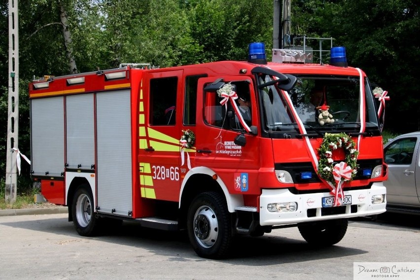 Nowy wóz bojowy w prezencie na 120-lecie nielepickiej straży pożarnej