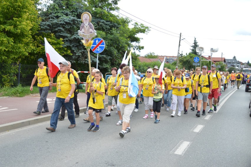 Piesza Pielgrzymka Tarnowska na Jasną Górę, dzień III,...