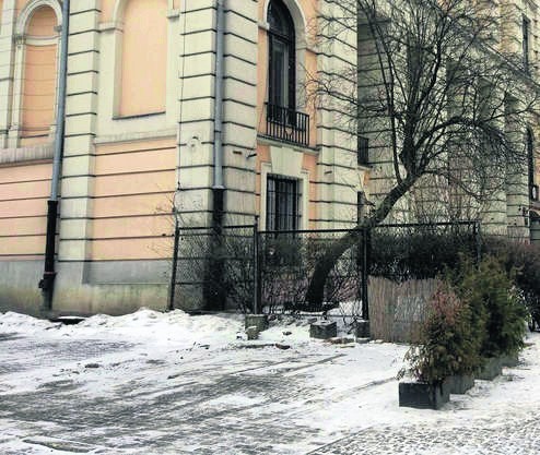 Z centrum Łodzi znikają handlowe budki 