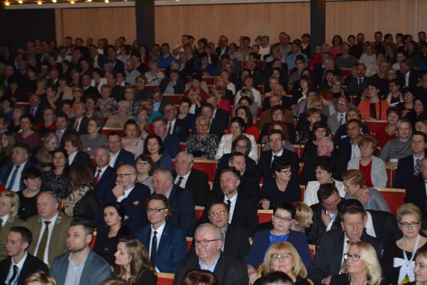 Ceremonia wręczenia Statuetek Starosty Częstochowskiego „Za...