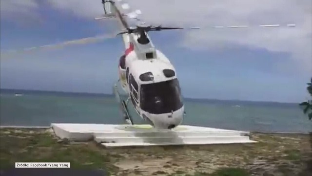 Turysta cudem uniknął zmiażdżenia przez lądujący helikopter [wideo]