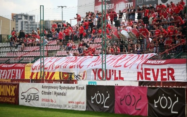 Sylwester Cacek od dawna nie jest ulubieńcem kibiców Widzewa.