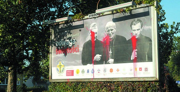 Czy  Kościół w Polsce musi obawiać się laicyzacji?...