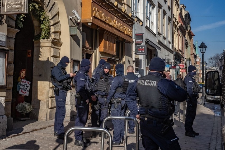 Krakowski sąd aresztował na 3 miesiące sprawcę strzelaniny w...