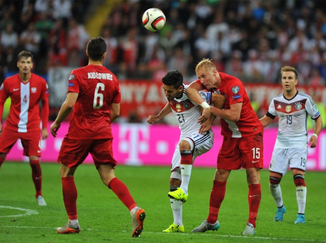 04.09.2015 frankfurtmecz eliminacyjny euro 2016 pomiedzy niemcy a polska rozegrany na commerzbank arena we frankfurcie - reprezentacja polska niemcy mecz kibic kibice kwalifikacjeeuro 2016 qualifiers match between poland and germany on commerzbank arena in frankfurt nz - kamil glikfot. bartek syta / polska press