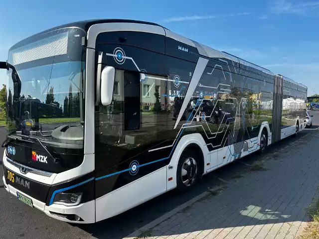 Pasażerowie w Bydgoszczy będą mogli skorzystać z okazji i przejechać się testowanym przez MZK autobusem elektrycznym. Harmonogram kursów publikujemy w artykule.