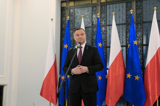 Prezydent zawołał na dziś Radę Gabinetową. Opozycja domaga się obecności na posiedzeniu