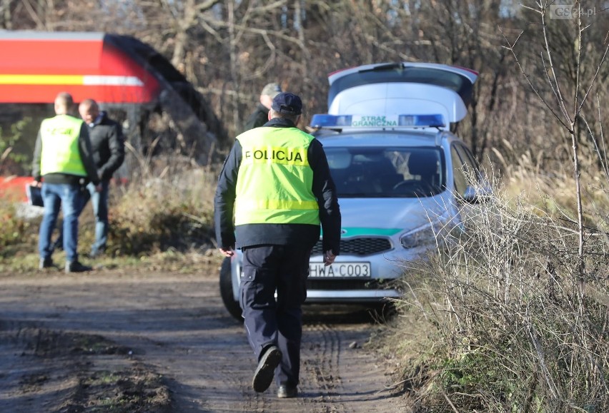 Śmiertelny wypadek w okolicy Kołbaskowa. Nie kursują pociągi [ZDJĘCIA, WIDEO]