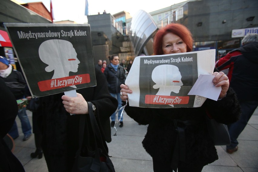 Międzynarodowy Strajk Kobiet 8 marca: manifestacja w...