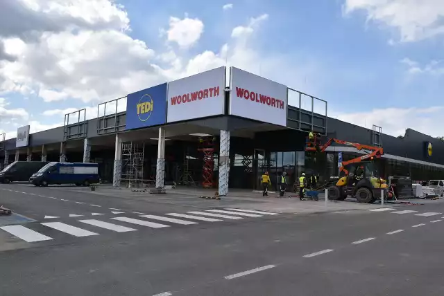 W Parku handlowym przy Chorzowskiej został otwarty pierwszy sklep! Sprawdź >>>