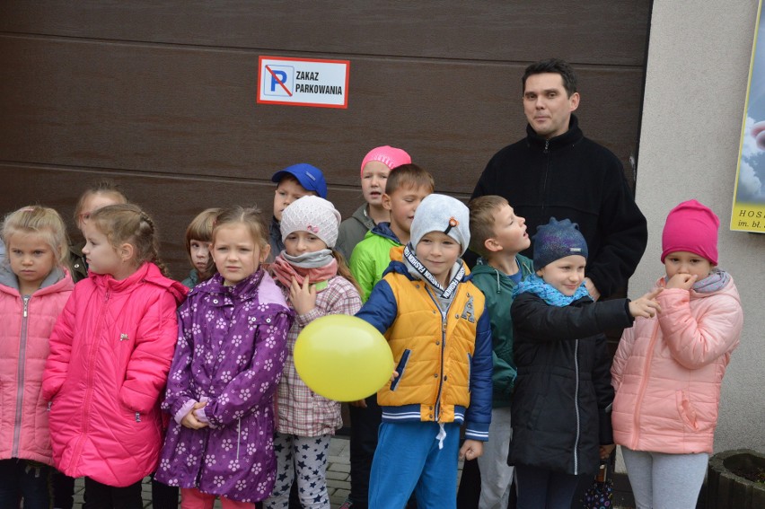 Pola Nadziei w Miechowie. Sadzili żonkile dla Hospicjum