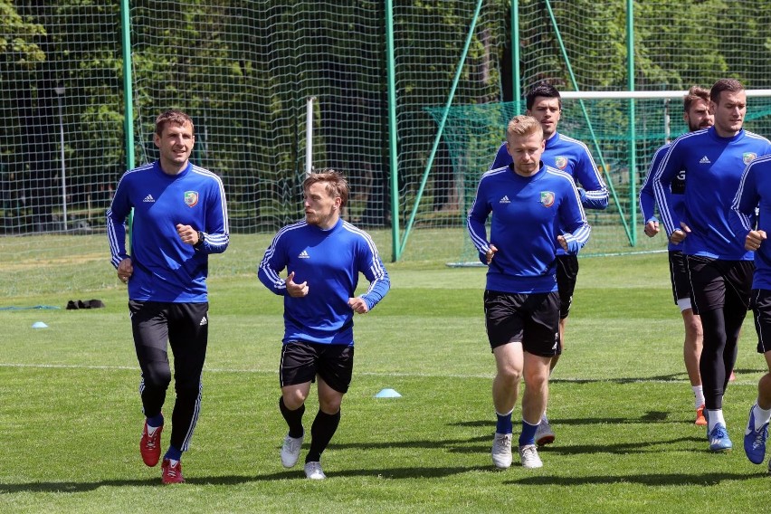 Miedź Legnica - Legia TRANSMISJA NA ŻYWO. Znamy sędziego...