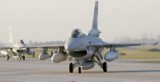 7 amerykańskich myśliwców F-16 przyleciało do Łasku na manewry "Anakonda - 14"