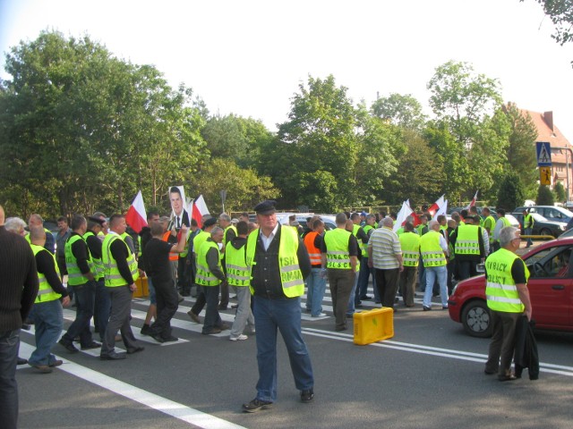 Droga została zablokowana przez rybaków