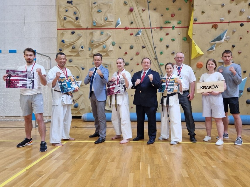 Mistrzostwa Małopolski w karate kyokushin. Wielicki Klub Karate Kyokushinkai najlepszy w klasyfikacji drużynowej [ZDJĘCIA]