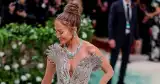 Jennifer Lopez niby ubrana, a i tak wszystko było widać! 54-latka zaszalała na Met Gala 2024!