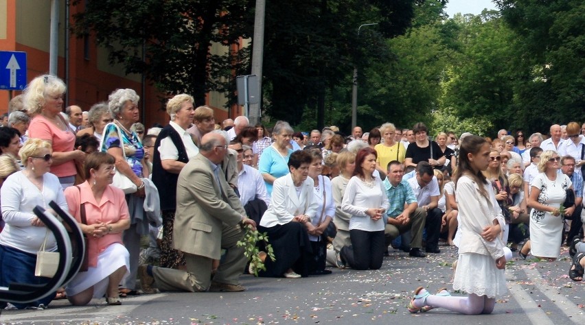 Boże Ciało 2014: procesja w Dąbrowie Górniczej