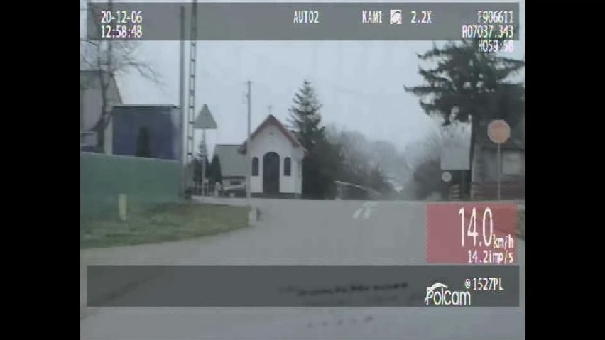 Gmina Korycin. Pirat drogowy w kamerze policjantów z grupy Speed. Kierowca tira jechał przez Skindzierz pod prąd (wideo)