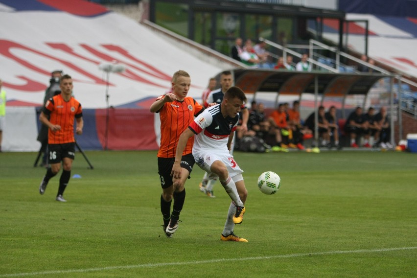 Górnik Zabrze pokonał Chrobrego Głogów, ale jego kibice nie...