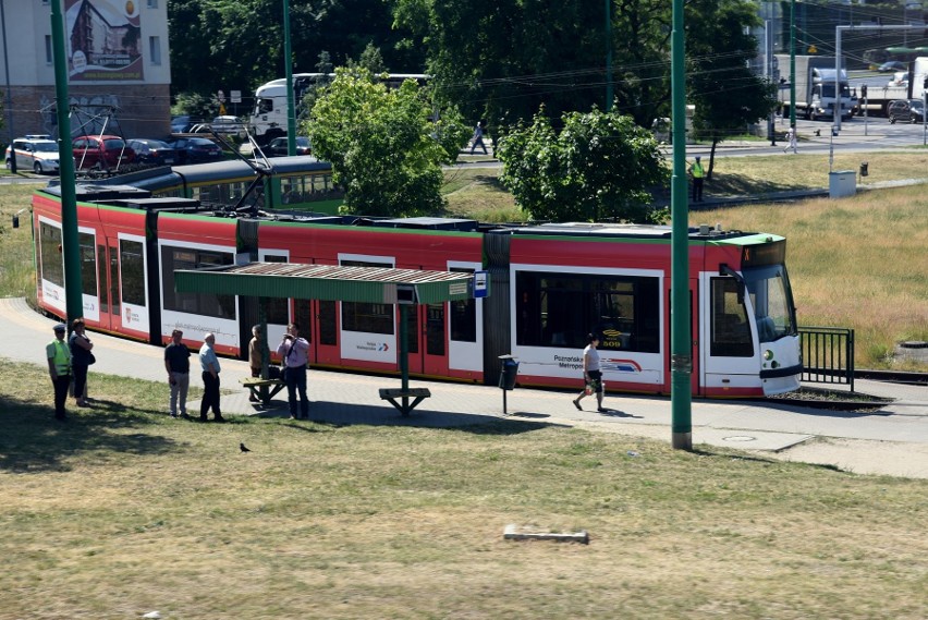 Po Poznaniu jeździ tramwaj do złudzenia przypominający...