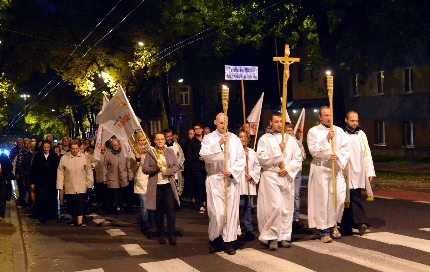 Plac Po Farze. Przypominają, że kiedyś stał tam kościół św. Michała (ZDJĘCIA)