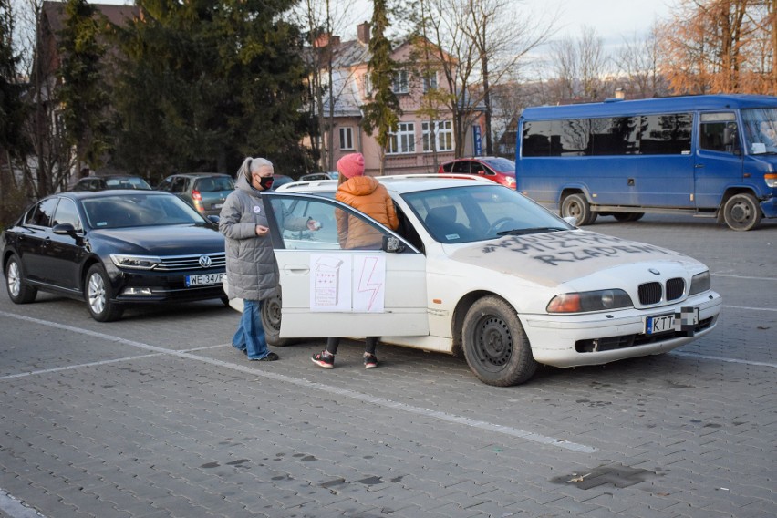 Strajk Kobiet w formie samochodowej - Zakopane 22 listopada...