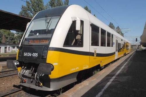 Odrzanka znajduje się w tzw. Środkowoeuropejskim Korytarzu Transportowym prowadzącym ze Szwecji do Włoch. Natomiast połączenie przez Poznań to dla korytarza linia uzupełniająca