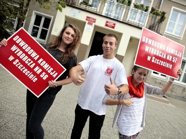 Licealiści z LO nr 4 zapewniali nas, że będą przekonywać do wzięcia udziału w wyborach swoich znajomych. Od lewej: Nikola Woźniak, Wojcieh Skorek i Anna Bańkowska.