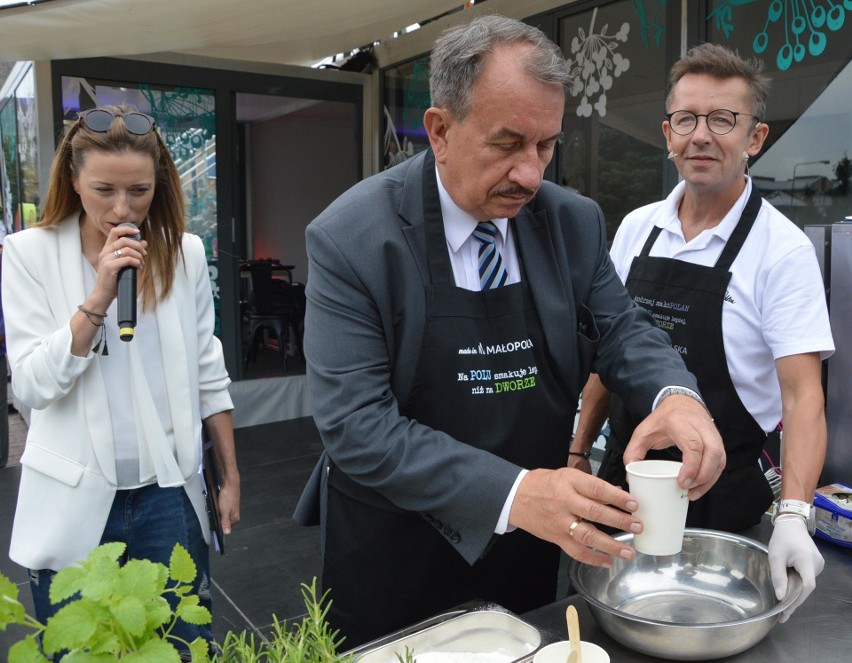 Na Festiwal Smaku do Miechowa przyjechała nawet stuletnia wojskowa kuchnia polowa