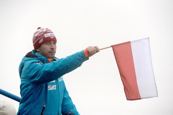 Kamil Stoch  wygrał niedzielny konkurs Pucharu Świata w...