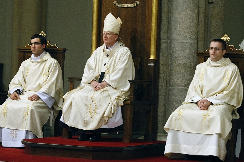 Patrząc na obecną sytuację kulturową Zachodu, odnosi się...