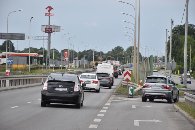 Bezpośrednio przy tym odcinku DK 22 w Malborku nie ma zabudowań mieszkalnych. Między innymi dlatego kierowcy oczekiwali zwiększenia prędkości do 70 km/h.